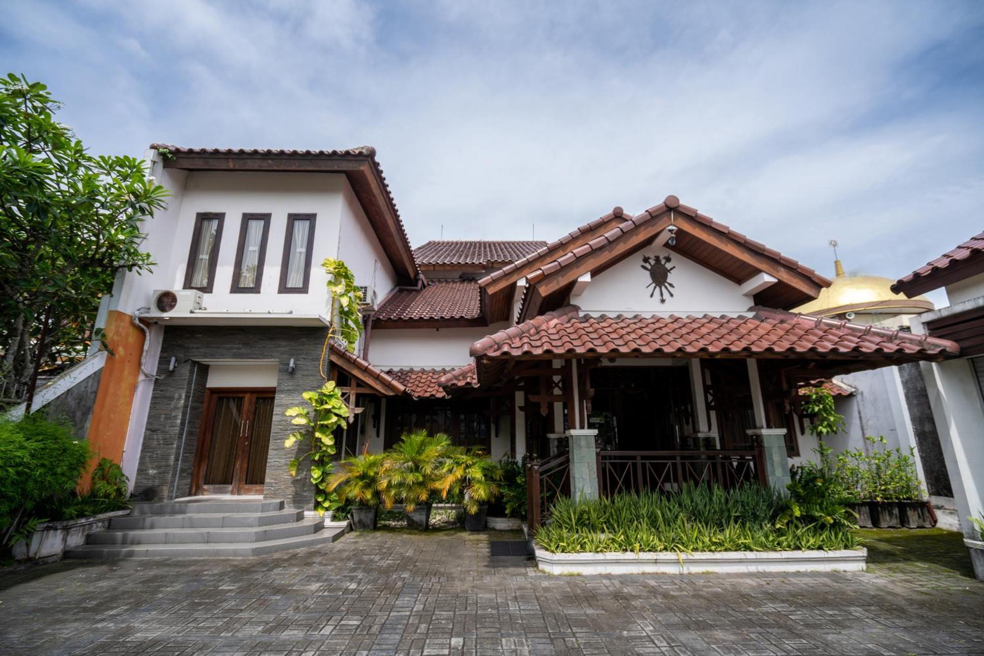 D Ajenk Boutique Guesthouse Kejayan Exterior foto
